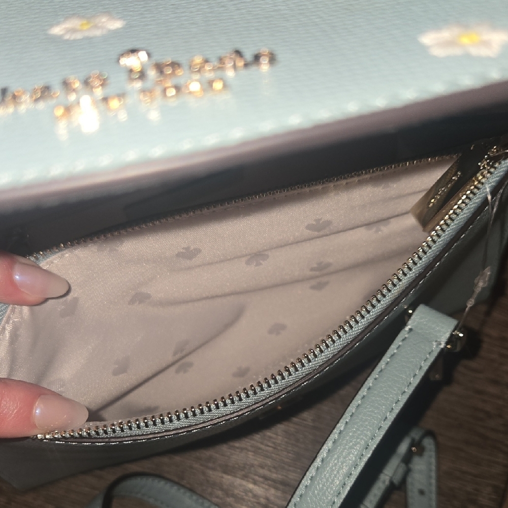Kate Spade Light Blue Daisy Satchel - Picture 7 of 12